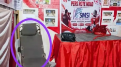 Kursi Lipat multifungsi (dilingkari) yang Raib digondol Maling