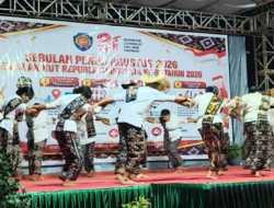 Warga Kelurahan Olafulihaa Tampilkan Tari Kebalai di Panggung HUT RI ke-81