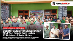 bupati-paulus-henuk-serahkan-224-ton-benih-padi-52-poktan-rote-ndao-2026.jpg
